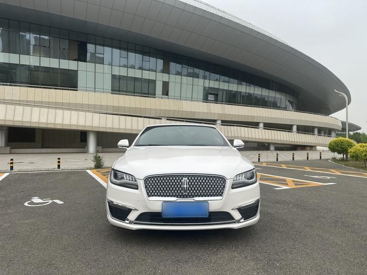 MKZ 2020 2.0T Exclusive photo 2