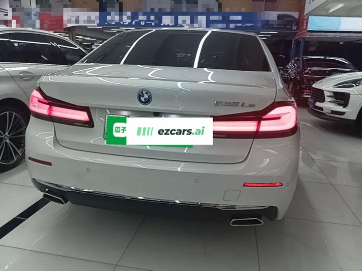 5 Series EV 2022 535Le Luxury photo 3