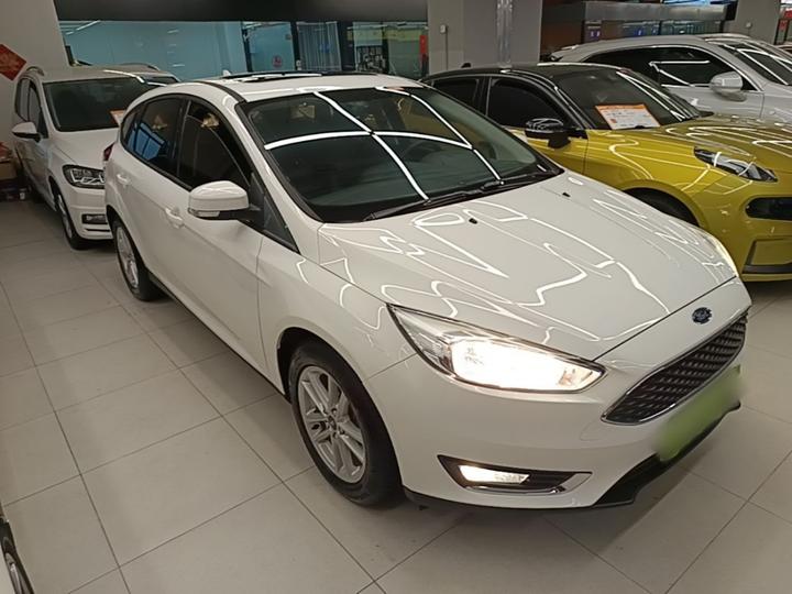 Focus 2017 Hatchback 1.6L AT Fashion photo 3