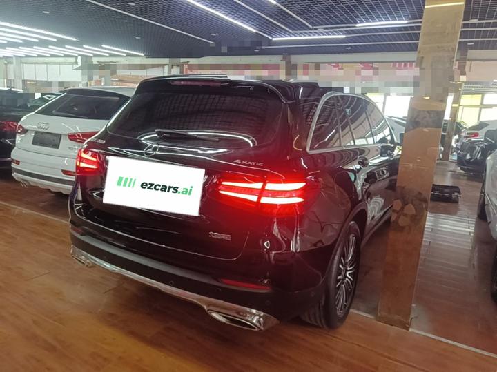 GLC 2018 Facelift GLC 200 4MATIC photo 4