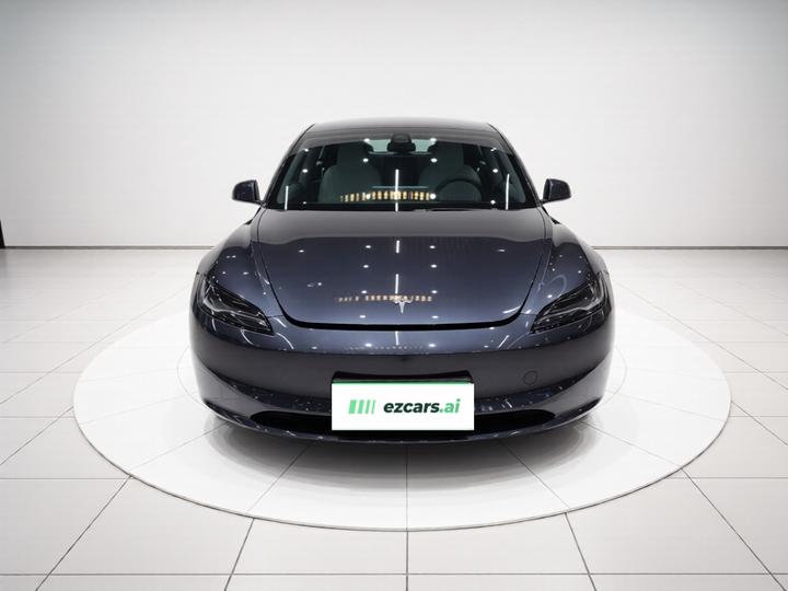 Model 3 2025 RWD photo 2
