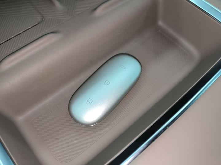 Li L8 2025 Ultra Smart Refresh Edition photo 8