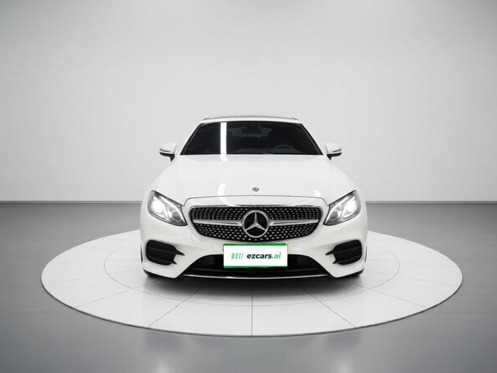 E-Class Imported 2018 E 200 4MATIC Convertible Coupe photo 2
