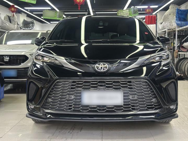 Granvia 2026 2.5L Hybrid Flagship ULTRA photo 2