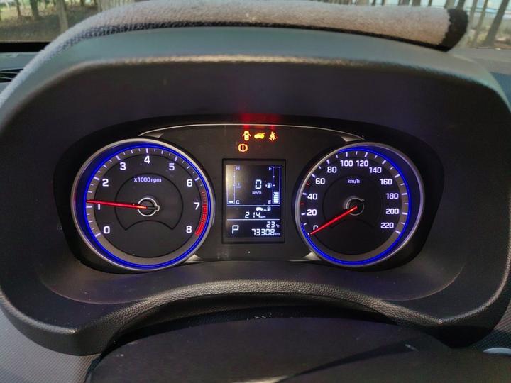 ix25 2019 1.6L AT Smart photo 8