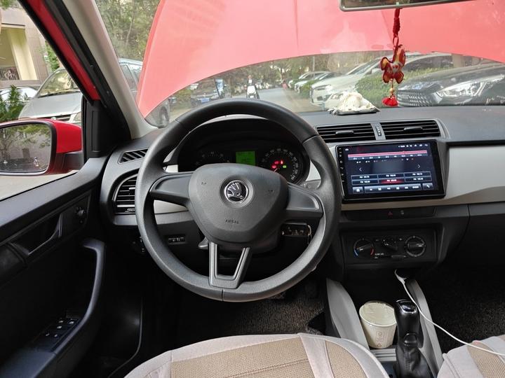 Fabia 2016 1.4L AT photo 7