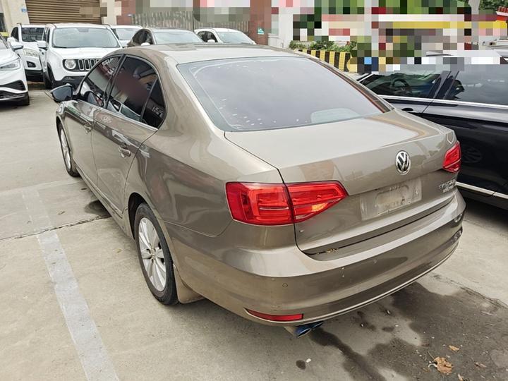 Sagitar 2016 230TSI 25 Anniversary Edition photo 4