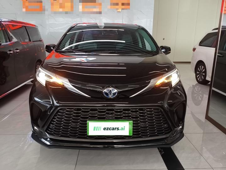 Granvia 2023 2.5L Hybrid Premium PLUS photo 2