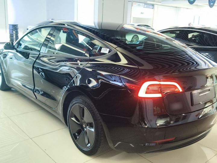Model 3 2021 Standard Range RWD Upgraded photo 4