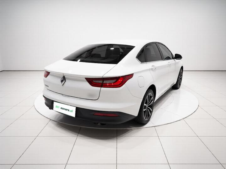 RC-6 2019 1.5T MT 24 Luxury photo 6