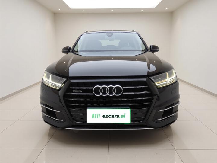 Q7 2016 45 TFSI Tech photo 2
