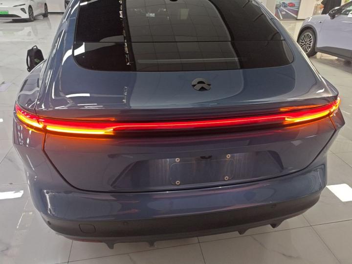 ET5 2022 75kWh photo 3