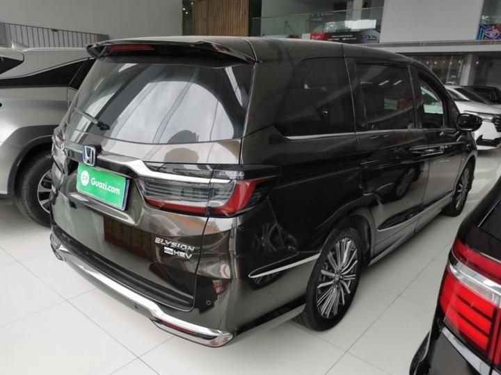 Elysion 2022 2.0L e:HEV Luxury photo 4