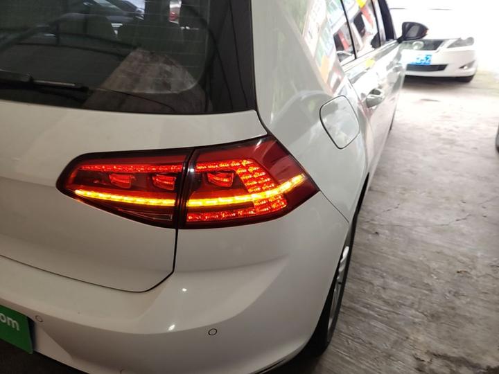 Golf 2016 1.6L AT Comfort photo 7