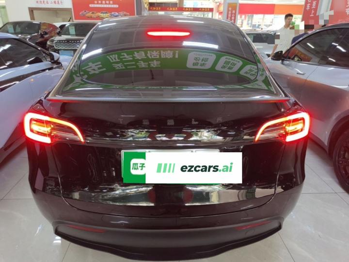 Model Y 2022 Facelift RWD photo 3