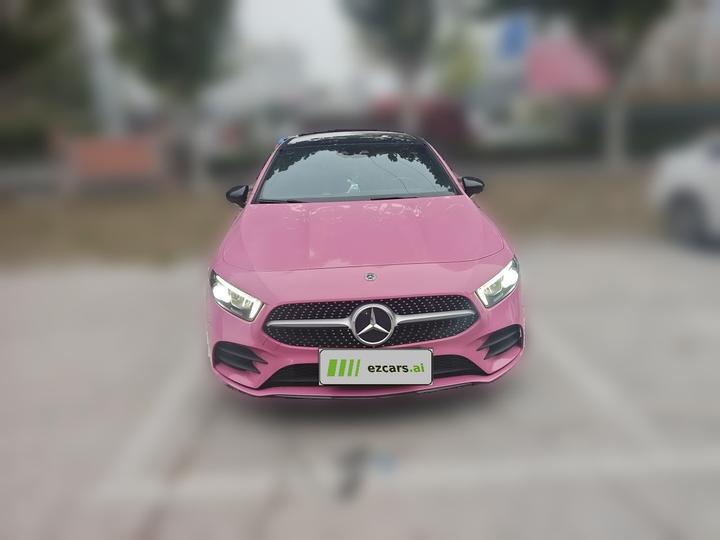 A-Class 2019 Facelift A 200 L Sport photo 2