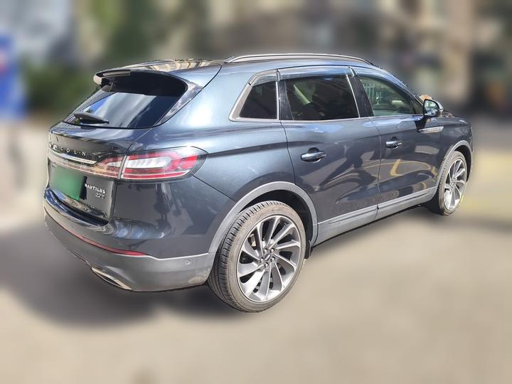 Nautilus 2022 2.7T AWD photo 6