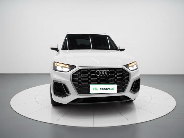 Q5L 2021 45 TFSI Luxury Dynamic photo 2