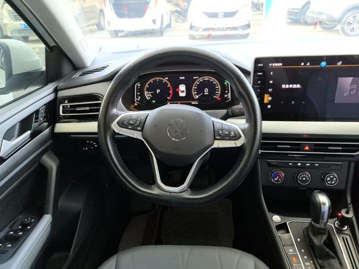 Lavida 2023 Facelift 1.5L AT photo 6