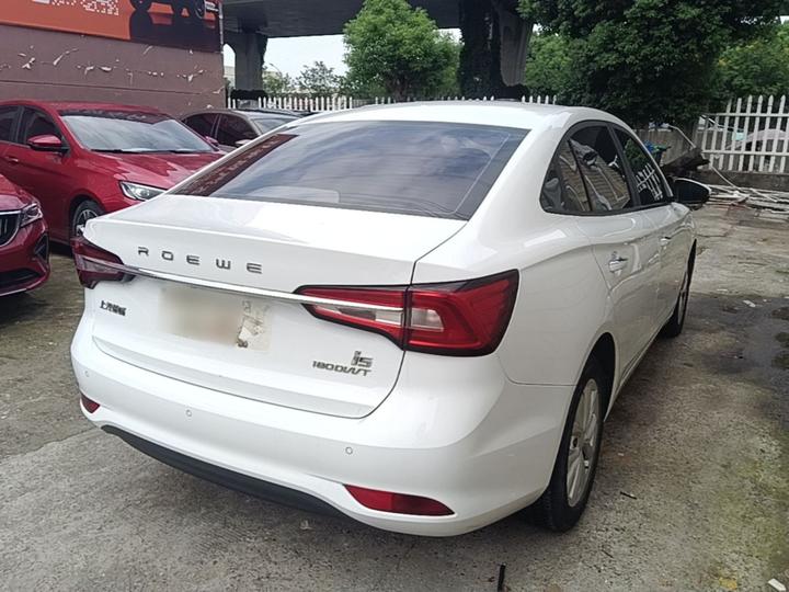 i5 2020 1.5L MT 4G photo 4
