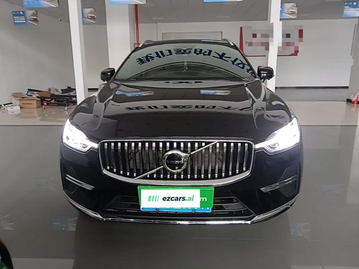 XC60 2025 B5 AWD Luxury photo 2