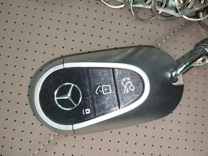 EQE SUV 2024 500 4MATIC Flagship photo 8