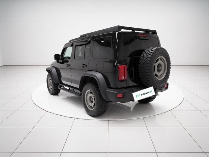300 2023 2.0T 02 photo 4