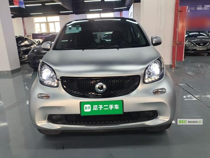 fortwo 2018 0.9T 66 Coupe China V photo 2