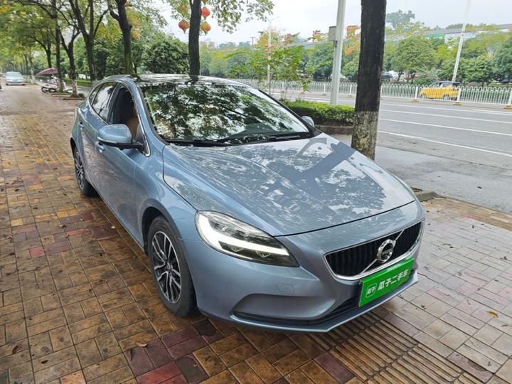 V40 2018 T3 photo 3