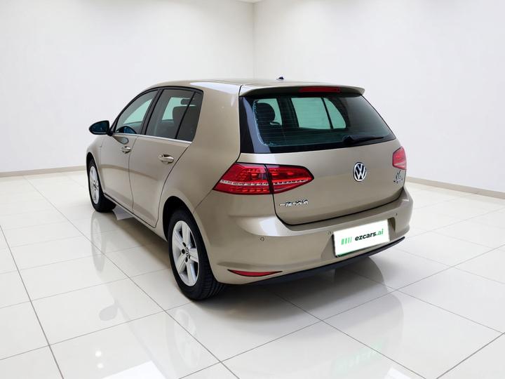 Golf 2016 1.6L AT Comfort photo 4