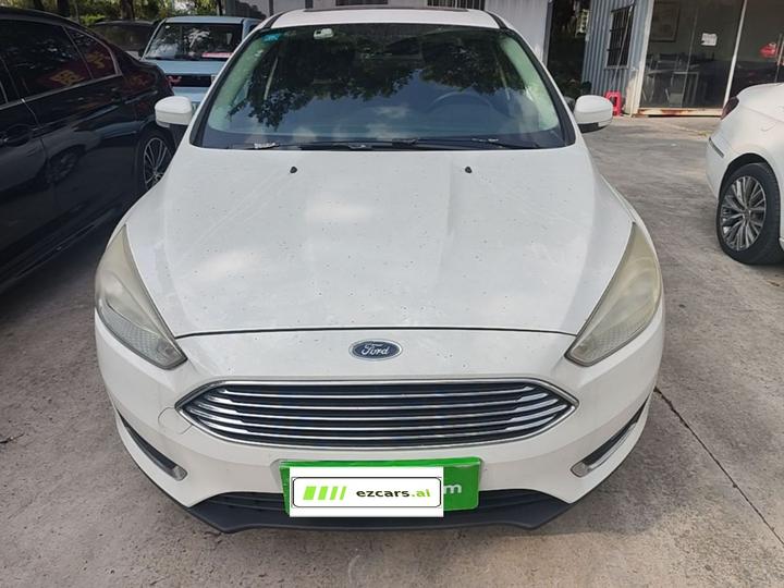 Focus 2017 Sedan EcoBoost 125 AT Fashion photo 2
