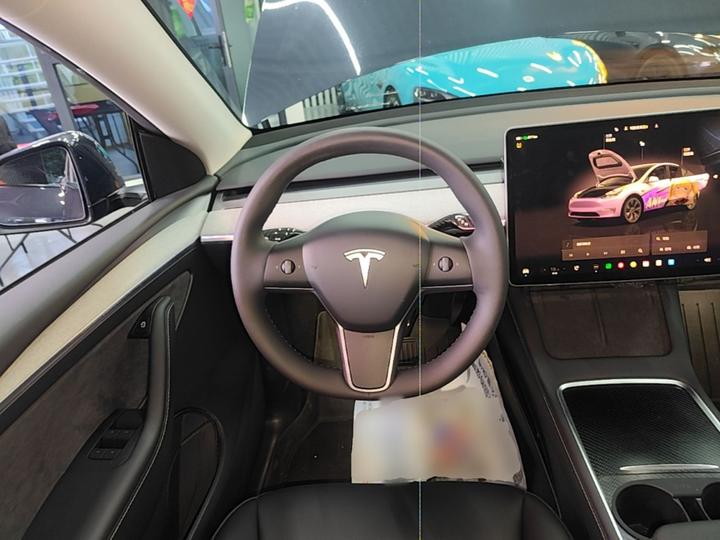 Model Y 2024 RWD photo 6