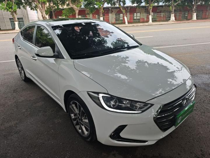 Elantra 2016 1.6L AT Smart Elite photo 3