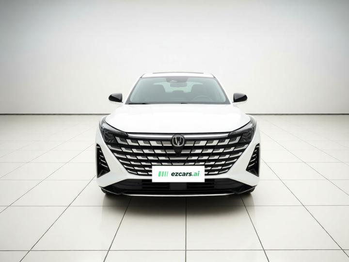 UNI-Z 2025 1.5T Luxury photo 2
