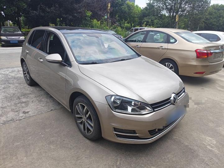 Golf 2016 230TSI AT Luxury photo 3