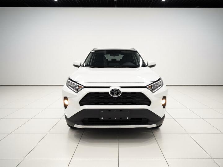 RAV4 2020 2.0L CVT RWD photo 2