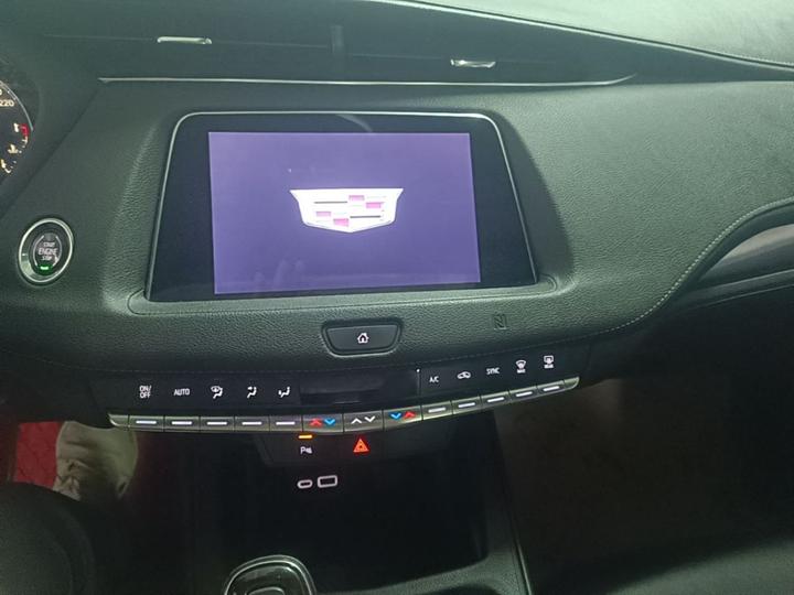 XT4 2020 Facelift 28T RWD Tech photo 8