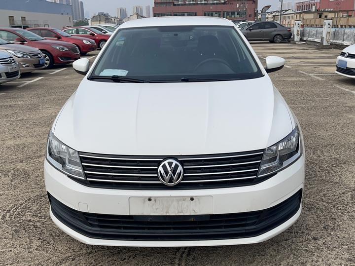 Lavida 2017 1.6L AT photo 2