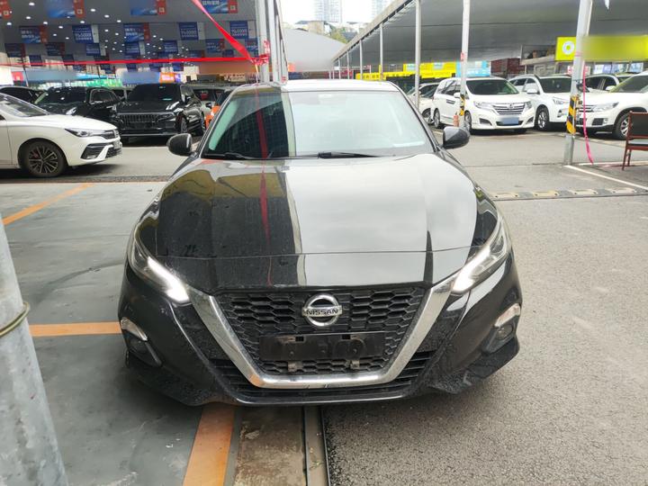 Teana 2021 2.0L XL Comfort photo 2