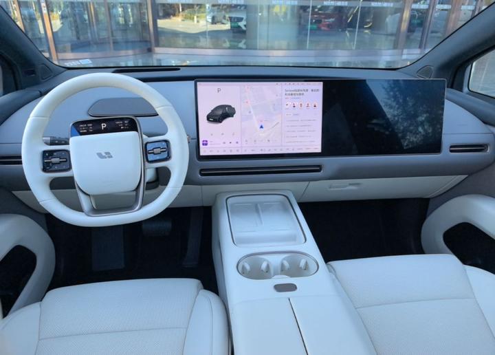Li Auto i6 2025 AWD Standard photo 6