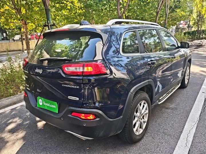 Cherokee 2016 2.4L photo 6
