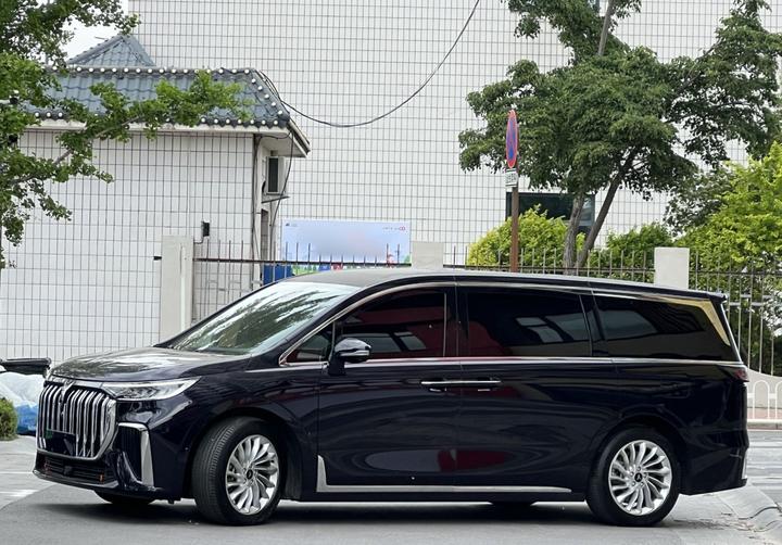 Voyah Dreamer 2024 PHEV Extended Range Excellence