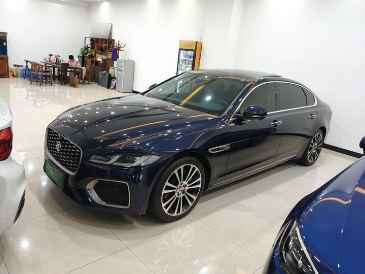 XFL 2021 XFL 2.0T P250 RWD Exclusive Luxury