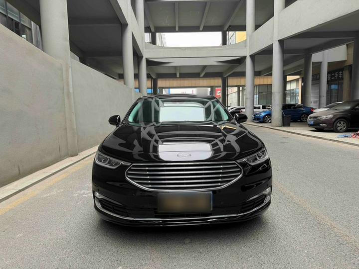 Taurus 2019 EcoBoost 245 Exclusive photo 2