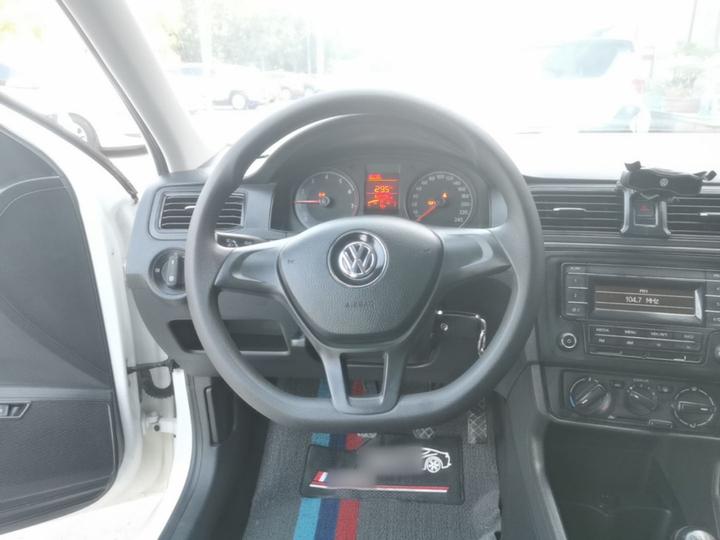 Santana 2018 1.5L MT photo 6