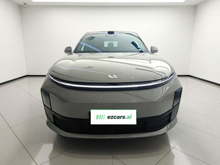 Li Auto L6 2025 Max Smart Refresh Edition photo 2