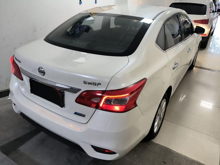 Sylphy 2018 1.6XV CVT Exclusive photo 6