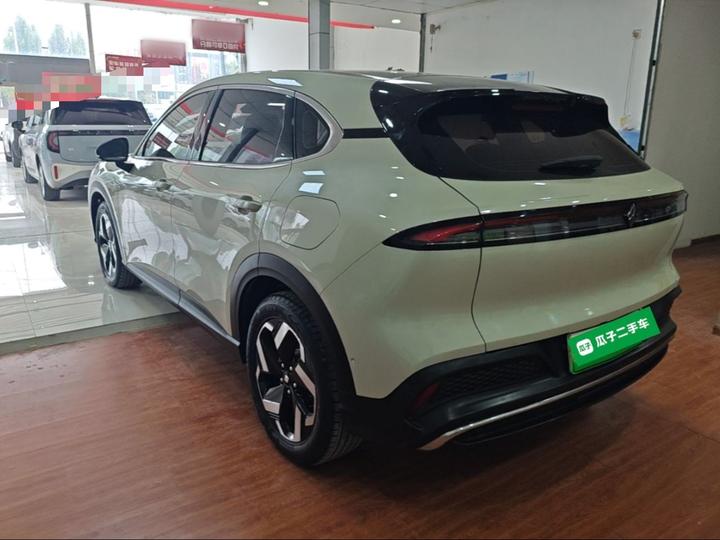 2024 600km EV photo 4