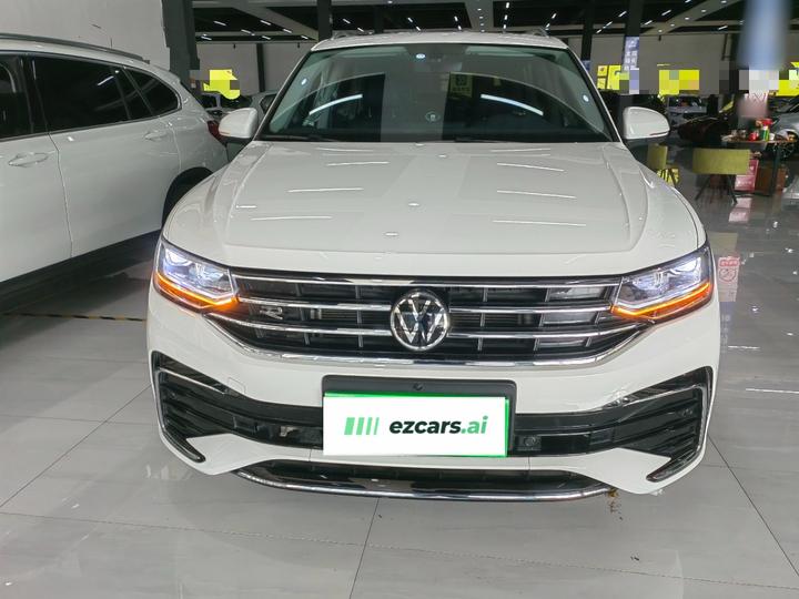 Tiguan L 2022 330TSI AT RWD R-Line photo 2