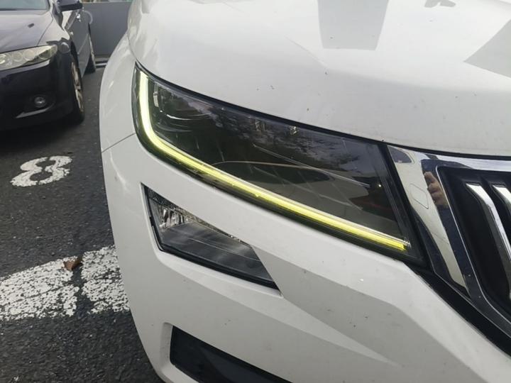Kodiaq 2017 TSI330 7-Seater RWD Luxury photo 7